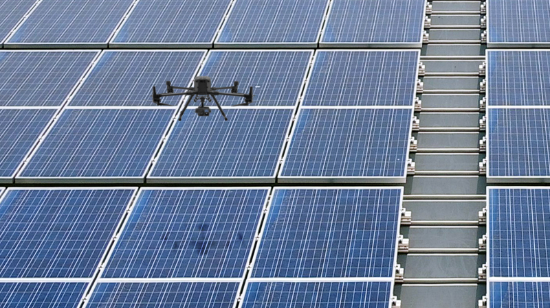 世界杯下单平台网站官网以无人机搭配IR Sensor热显像技术进行全方面模块健检，有效降低人力成本并提升发电量